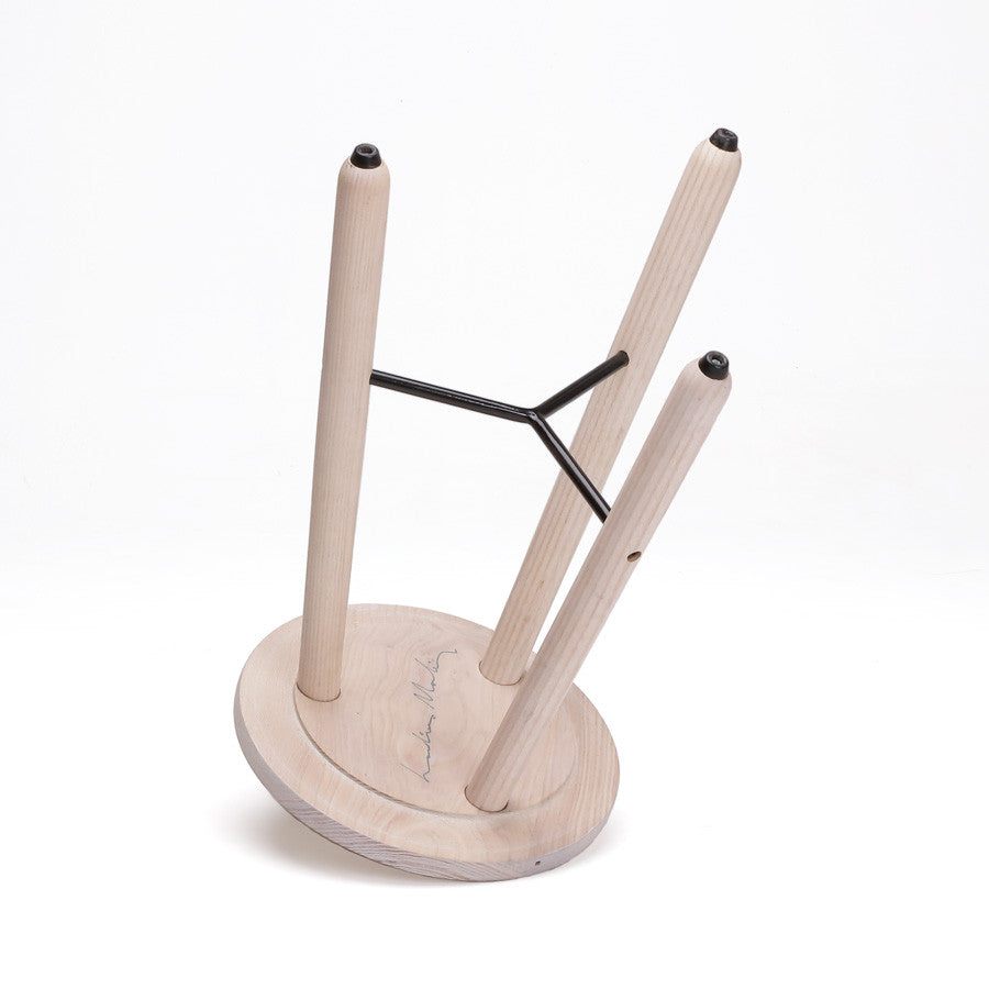 EN POINTE STOOL - WHITE + BLACK